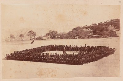 4e Régiment de Gurkha (Fusiliers) formé en carré - Unknown photographer