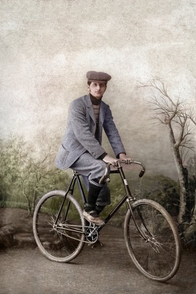 Fernand Ochse à bicyclette, France, vers 1920 (photo) - Unknown photographer