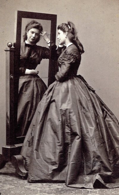 Franziska Feifalik née Rösler, Rössler ou Angerer, connue sous le nom de Fanny - Unknown photographer