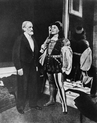 Giuseppe Verdi et Victor Maurel (en Iago) en février 1887 à la Scala de Milan après la première d