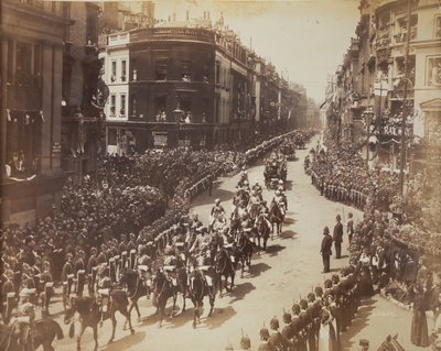 Cavalerie indienne défilant lors des célébrations du jubilé de diamant - Unknown photographer