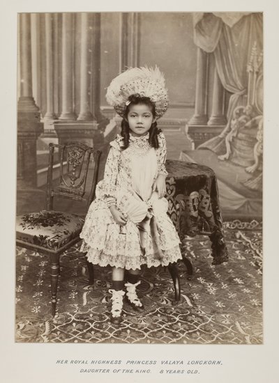 Photographie dans un album photo - Unknown photographer