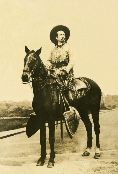 Portrait de William Frederic Cody (1846-1917), connu sous le nom de Buffalo Bill, soldat américain, aventurier et acteur équestre. - Unknown photographer