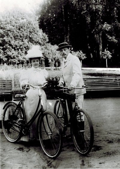Vladimir Dmitrievich Nabokov (1870-1922) et Elena Ivanovna Rukavishnikova (1876-1939) - Unknown photographer