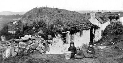 Maisons de crofters, Stornoway, Lewis, Hébrides extérieures, Écosse, 1924-1926 - Valentine and Sons Ltd