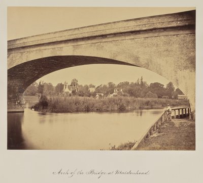 Arche du pont de Maidenhead. - Vernon Heath