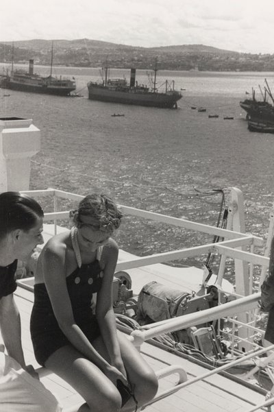 Un couple à bord du bateau de croisière "Oceania", extrait de l