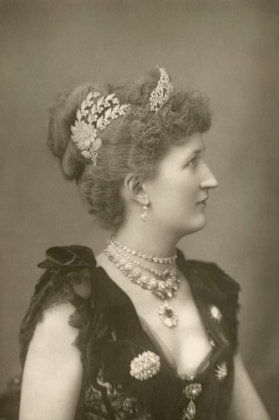 Lady Carew, courtisane - W. and D. Downey