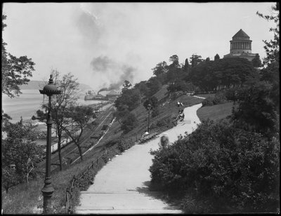 Vue en montant la colline vers le Tombeau de Grant, New York, 20 juillet 1914 - William Davis Hassler