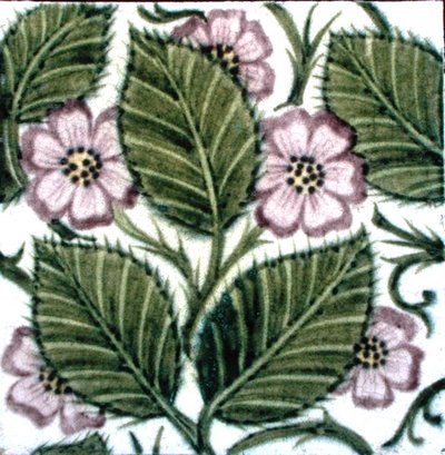Carreau avec motif floral - William de Morgan