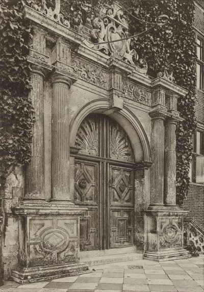 Porte, La Porte Nord, Hatfield House, Herts - William Galsworthy Davie