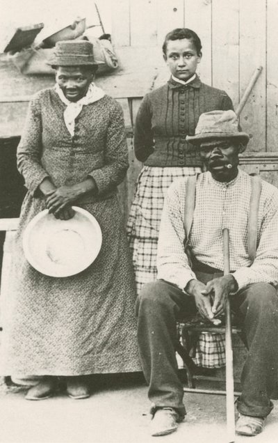 Carte postale de Harriet Tubman, Nelson Davis et leur fille Gertie, vers 1887, imprimée en 1992 - William Haight Cheney