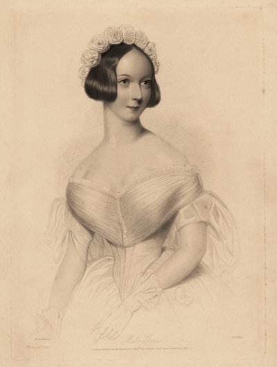 Miss Gore. En robe à épaules dénudées avec taille serrée, cheveux décorés d