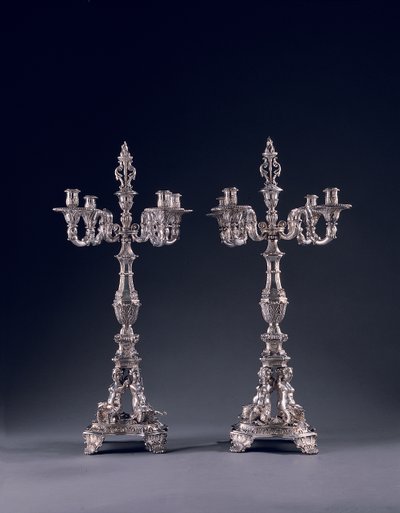 Paire de candélabres à quatre lumières très importants, commandés pour George II, fabriqués par Balthasar Friedrich Behrens, Hanovre, 1736-37 - William Kent