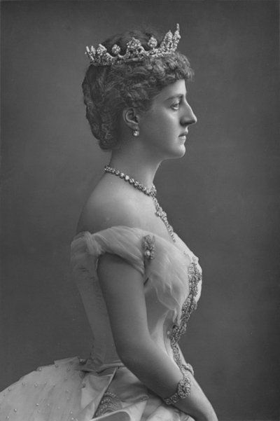 La marquise de Londonderry, vers 1891 - William and Daniel Downey