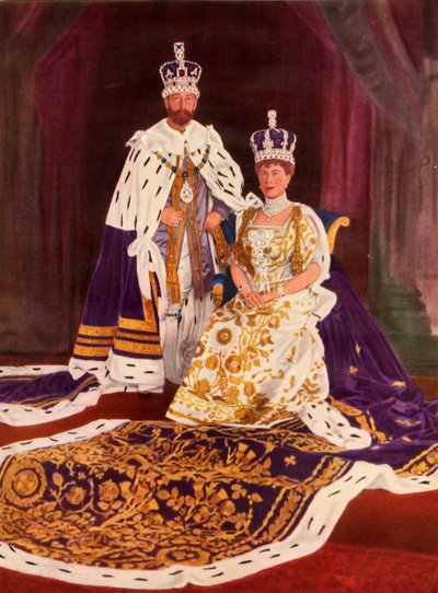 Leurs Majestés le roi George V et la reine Mary en robes de couronnement, 1911, 1951 - William and Daniel Downey