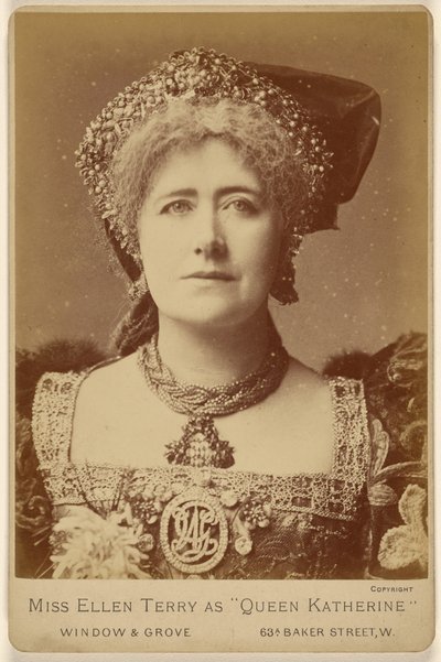 Mlle Ellen Terry dans le rôle de la "Reine Katherine". - Window and Grove