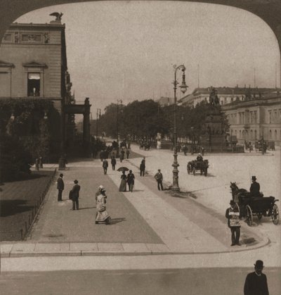 Unter den Linden, Berlin, 1903 - Works and Sun Sculpture Studios