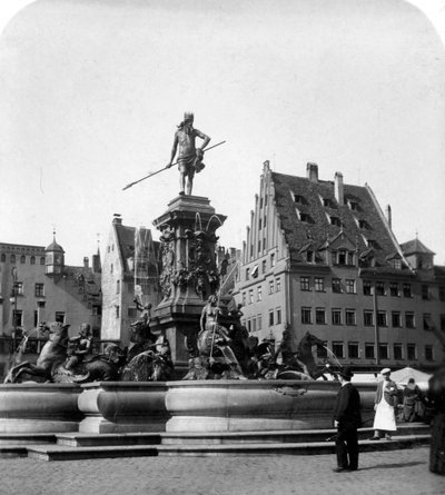 La Fontaine de Neptune, Nuremberg, Allemagne, c. 1900s - Wurthle and Sons
