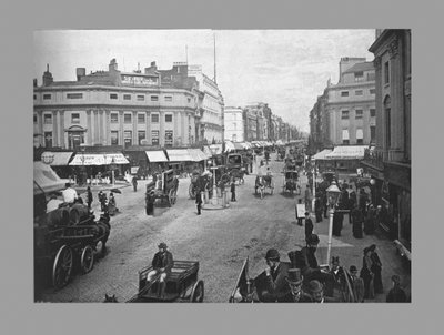 Regent Circus et Oxford Street, vue vers l
