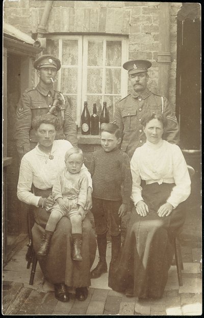 Portrait de famille - John Pardon