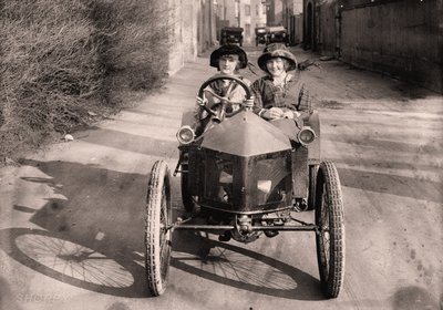 Sortie en voiture, vers 1912 (photo) - Frederick (attr. to) Barnard