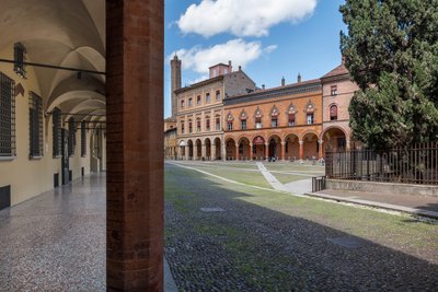 Piazza Santo Stefano, Bologne, Italie - . .