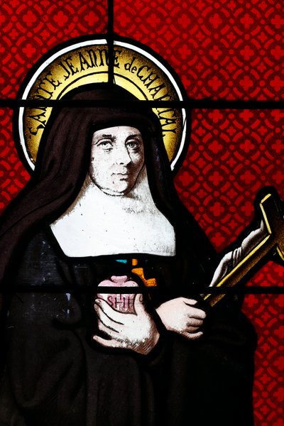 Vitrail. Sainte Jeanne-Françoise de Chantal est une sainte catholique romaine, béatifiée en 1751. Elle a fondé l