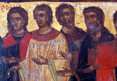 Figures masculines, panneau de bois dans l