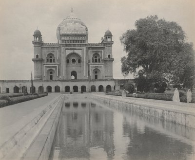 Tombe de Saftar Jung, Delhi - studio of A. W. A. Plâté Studio (Ceylonese)