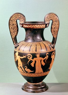 Cratère à figures rouges représentant Orestes et les Furies, fin du IVe ...