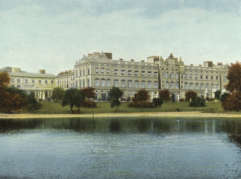 Palais de Buckingham - (after) English photographer