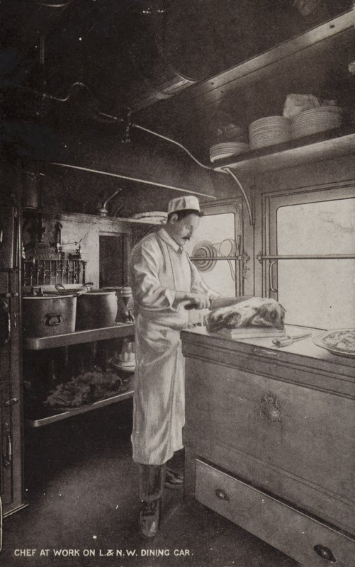 Chef au travail sur le wagon-restaurant L et NW - (after) English photographer