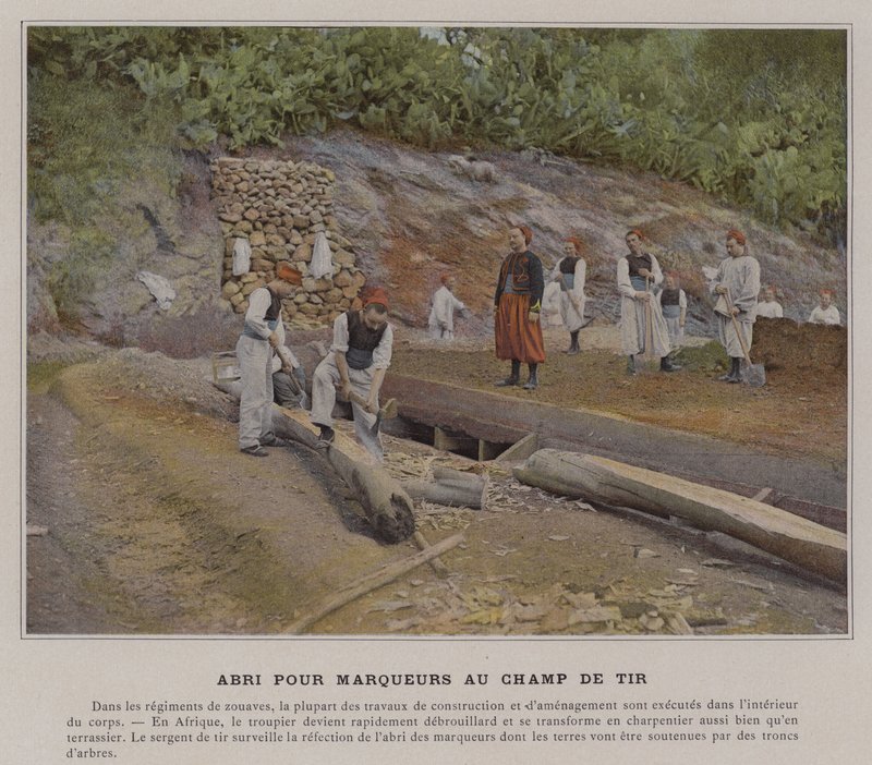 Abri pour Marqueurs au Champ de Tir - (after) French Photographer