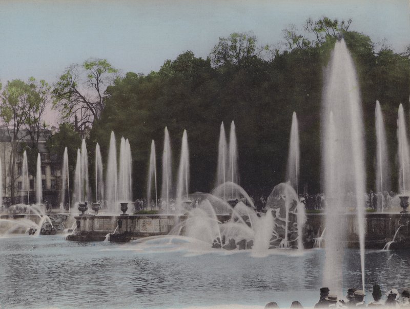 Bassin de Neptune - (after) French Photographer