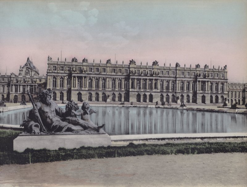 Le Château, Vue sur le Parc - (after) French Photographer