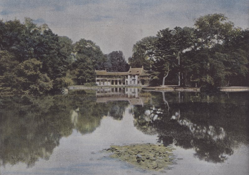 Le Petit Trianon, Vue du Hameau et du Lac - (after) French Photographer