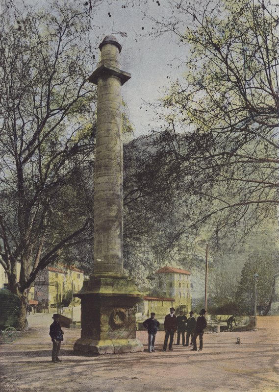 Monument de Laure et de Pétrarque - (after) French Photographer