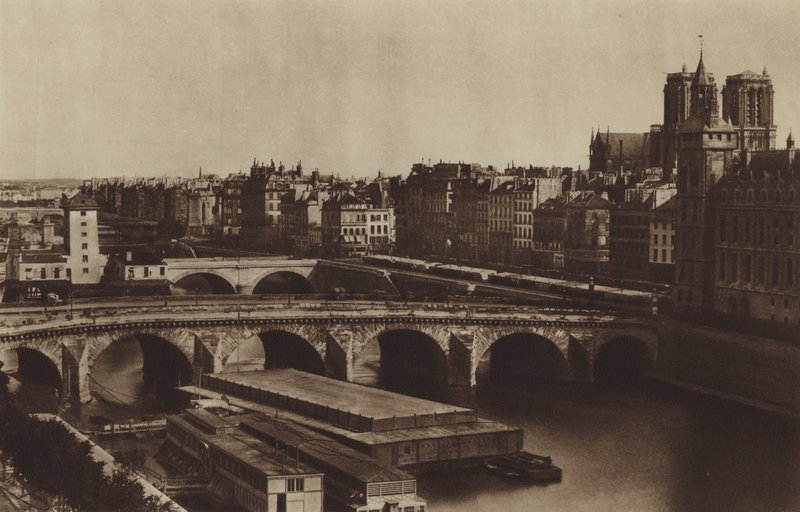 Quais Desaix et Napoléon, aujourd
