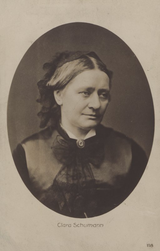 Clara Schumann, pianiste et compositrice allemande - (after) German photographer