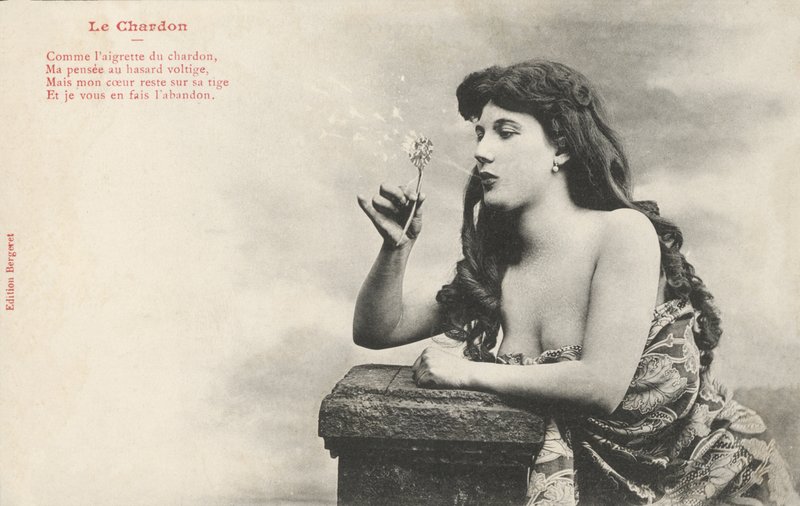 Fille soufflant sur un pissenlit - French Photographer