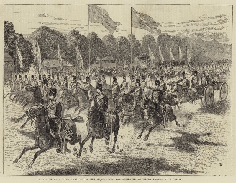 La Revue dans le parc de Windsor devant Sa Majesté et le Shah, l