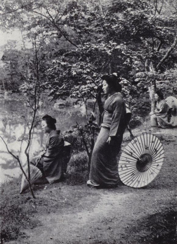 Un refuge paisible au bord du lac, Monastère de Kinkakuji - American Photographer (after)