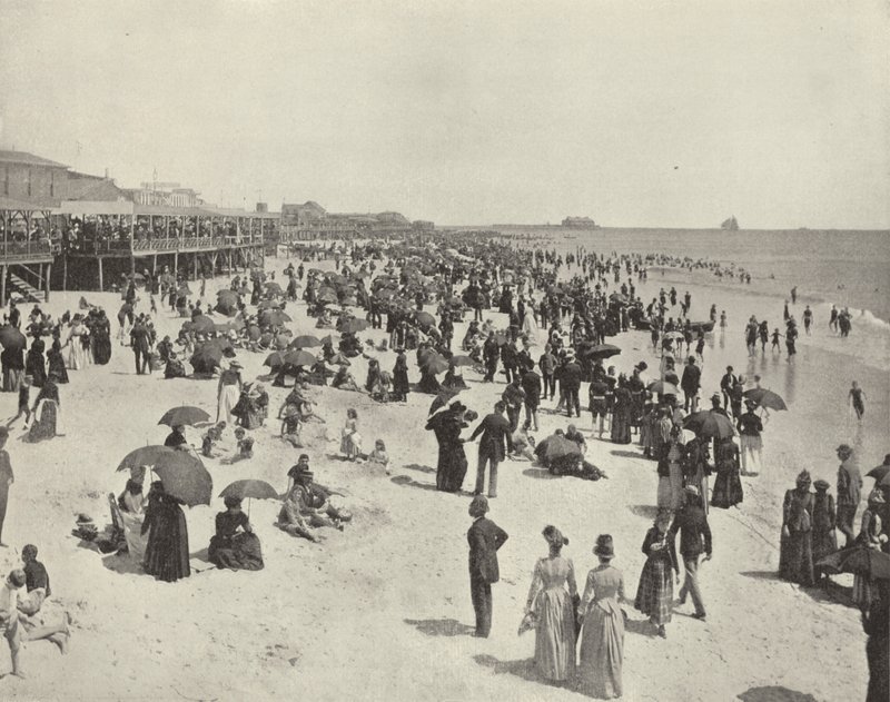 Plage à Atlantic City, New Jersey - American Photographer (after)