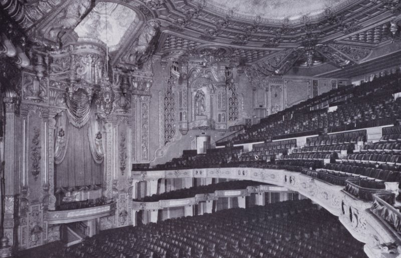 Chicago : Intérieur, Théâtre Oriental - American Photographer (after)