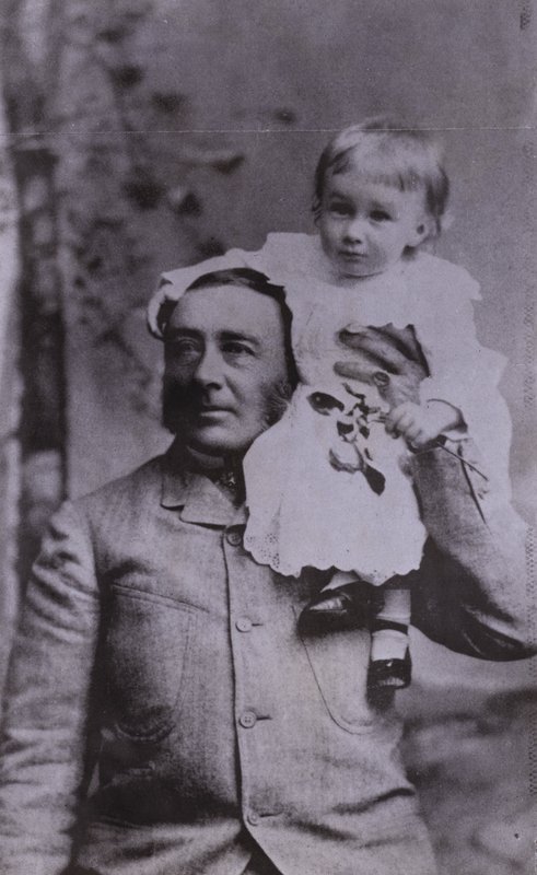 Franklin D. Roosevelt, homme politique américain et 32e président des États-Unis, enfant avec son père - American Photographer (after)