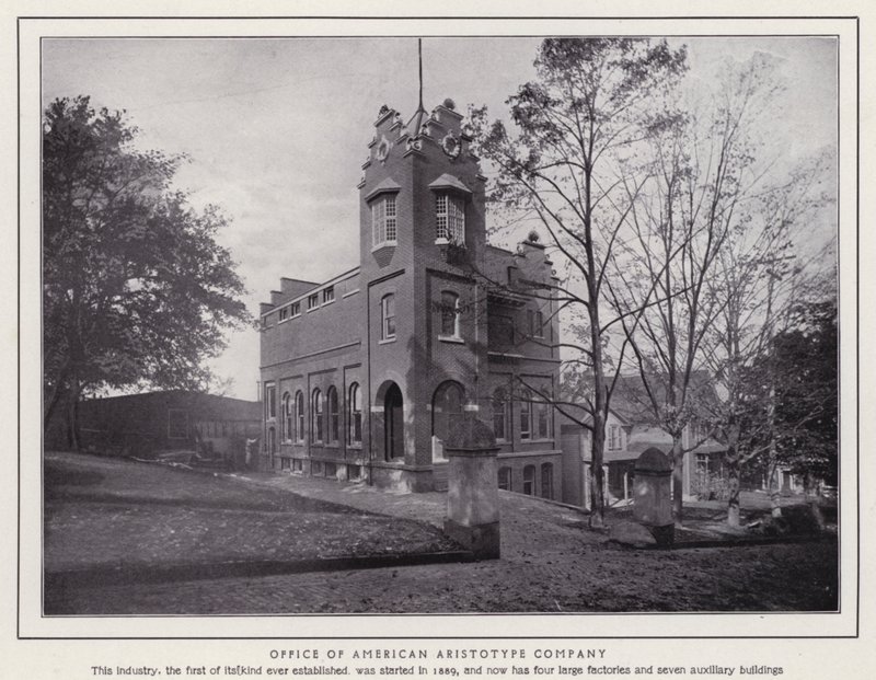 Jamestown, NY : Bureau de la American Aristotype Company - American Photographer (after)