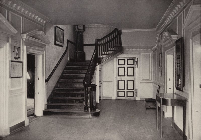 Mount Vernon : Intérieur du manoir, hall central - American Photographer (after)