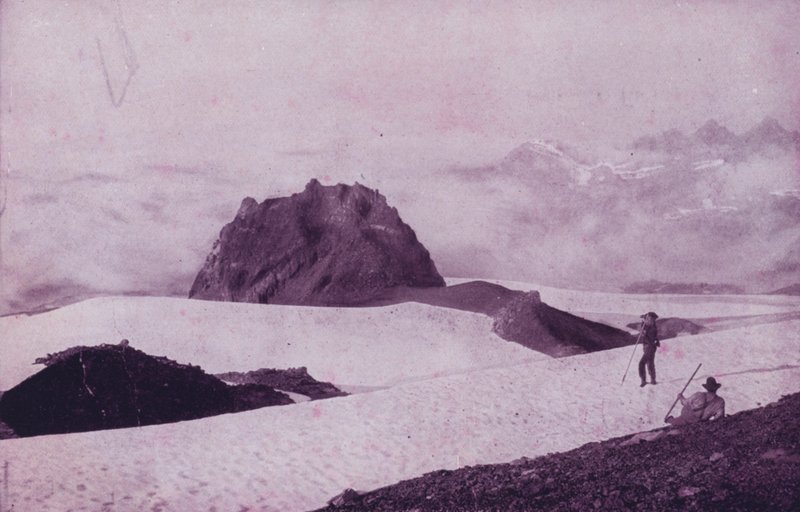 Au sommet du mont Tacoma, Washington - American Photographer (after)