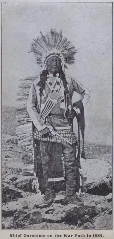 Le chef apache Geronimo sur le sentier de la guerre en 1885 - American Photographer (after)